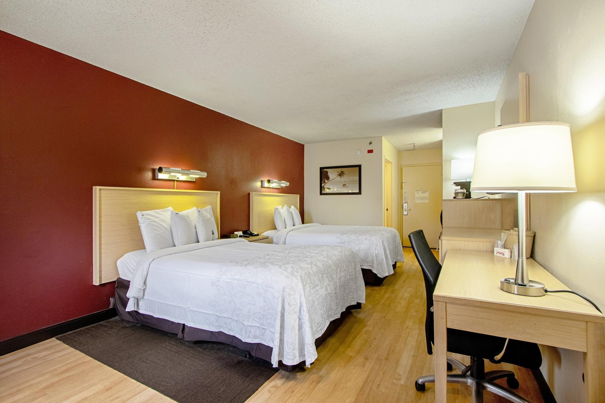 Hotel Red Roof Miami Airport 2*