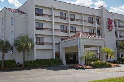 Hotel Red Roof Miami Airport 2*